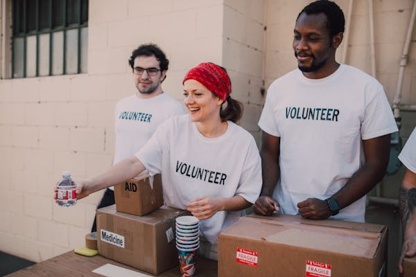 Volunteer image